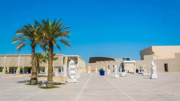 Menjelajahi Keunikan Tradisi Masyarakat Bahrain melalui Hidd Town